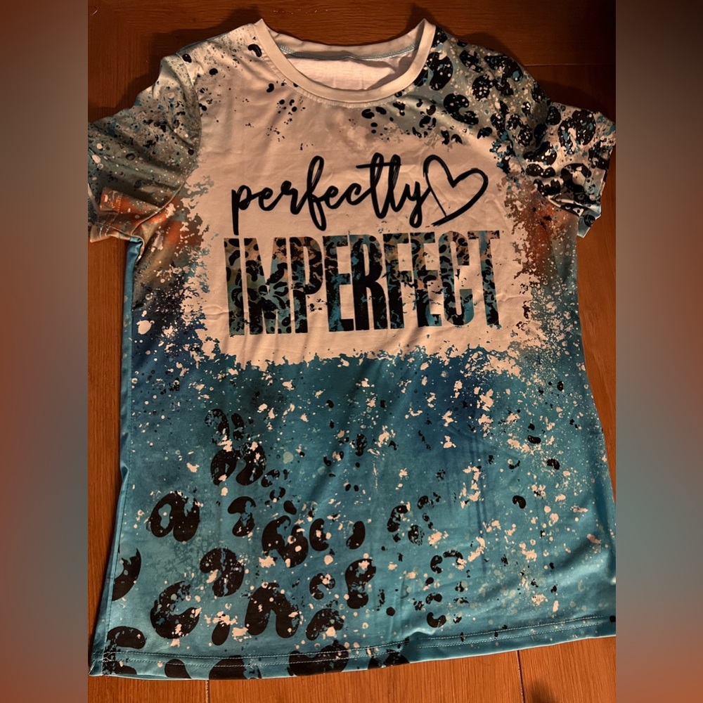 Perfectly Imperfect Leopard Bleached T-shirt